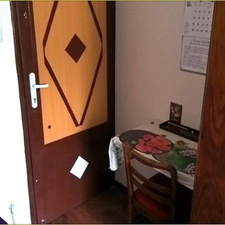 Room For You 华沙 外观 照片